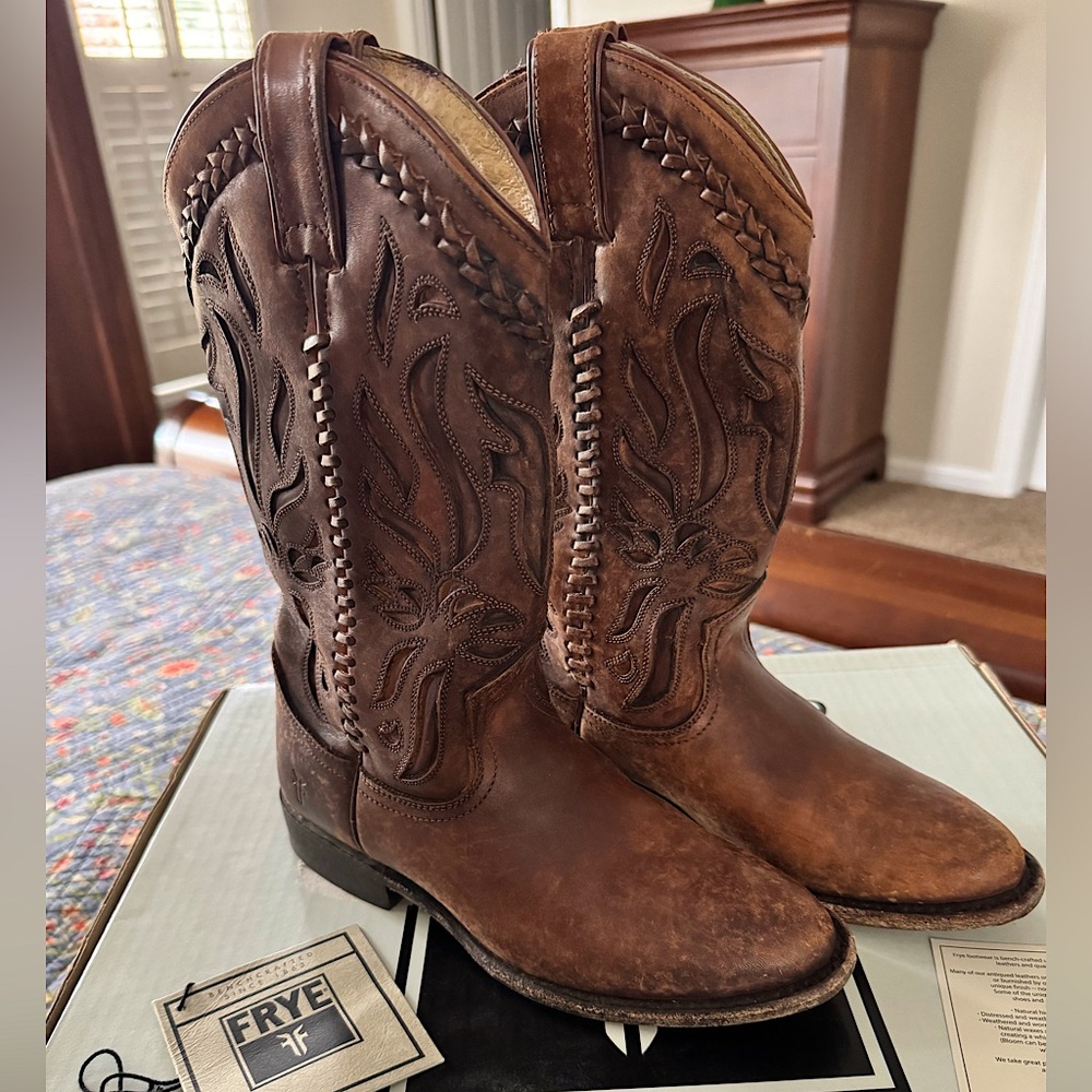 Frye Boots. Wyatt Overlay.
